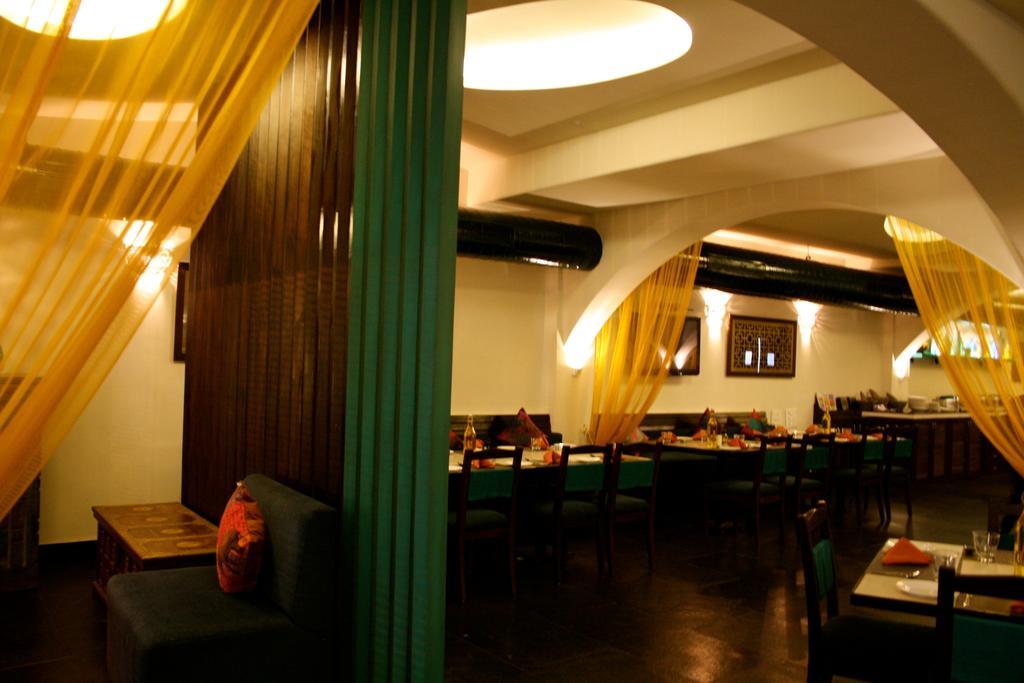 The Purple Leaf Hotels Hyderabad Exterior photo